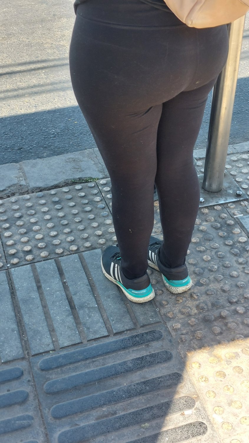 Candid Ass Leggins #cTg0m95V